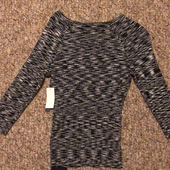 Sweater - Picture 3 of 4